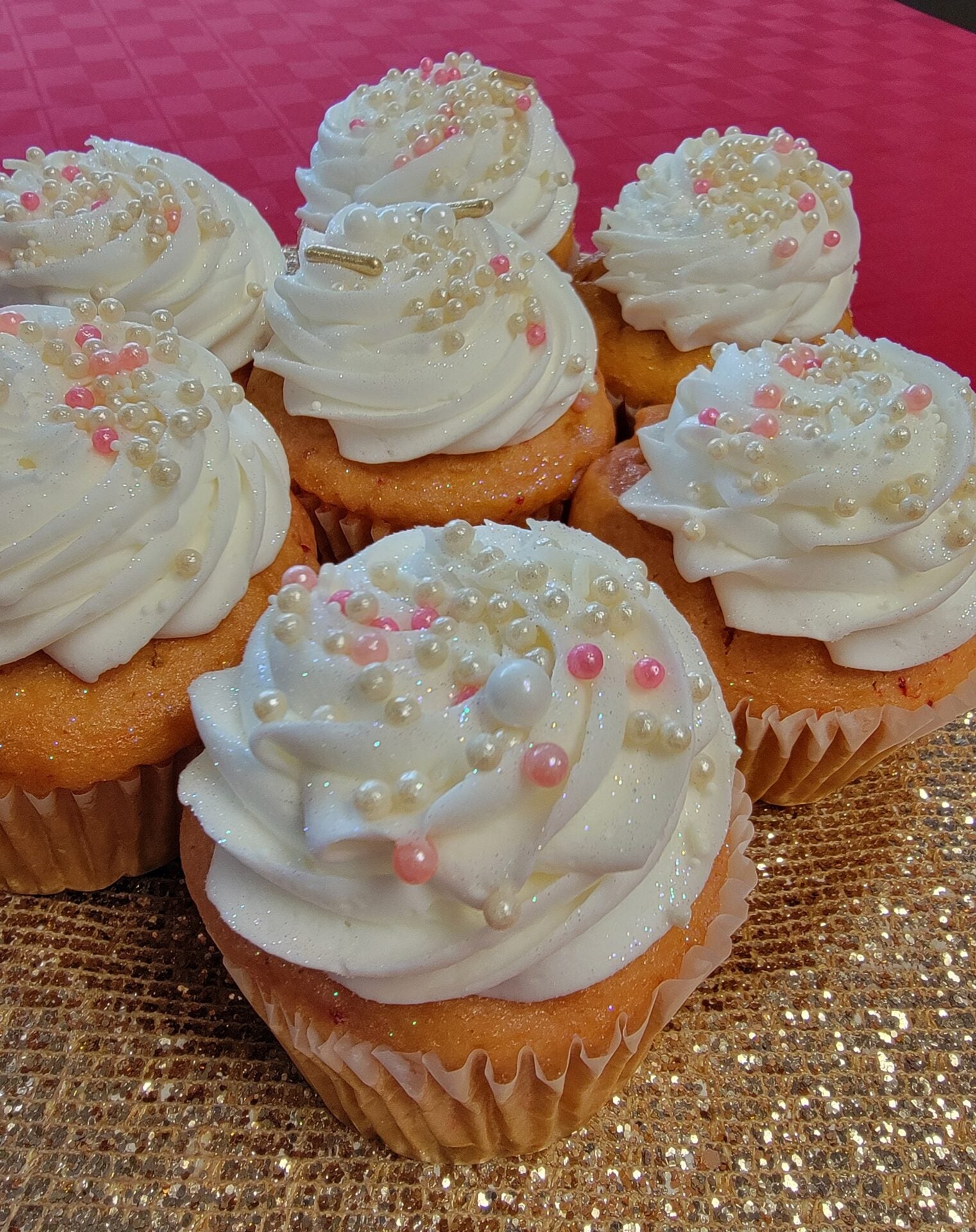 Strawberry Champagne Cupcake - Gourmet